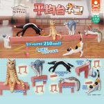 กาชาปอง Balance Beam Cat Animal Attraction